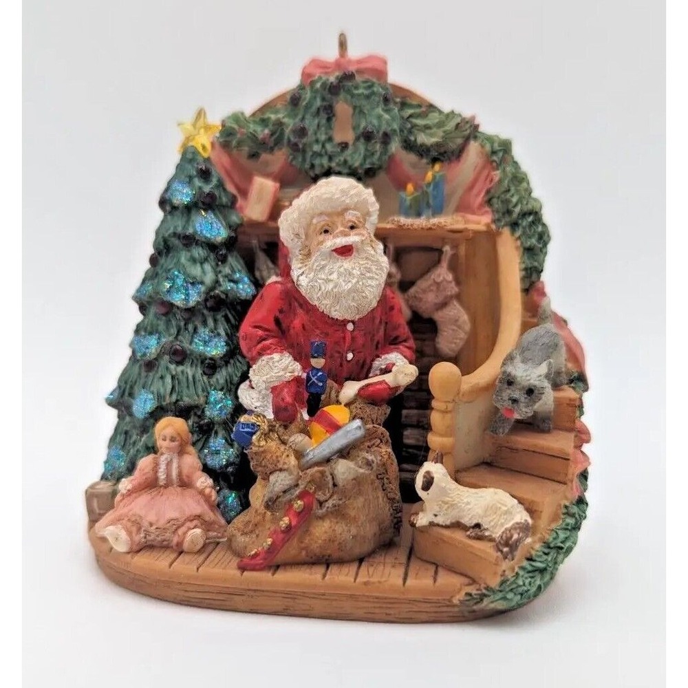 Hallmark Ornament Keepsake‎ A Glimpse Of Santa 2006